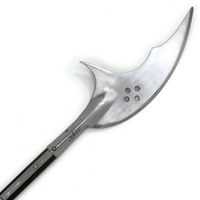 glaive throwing weapon